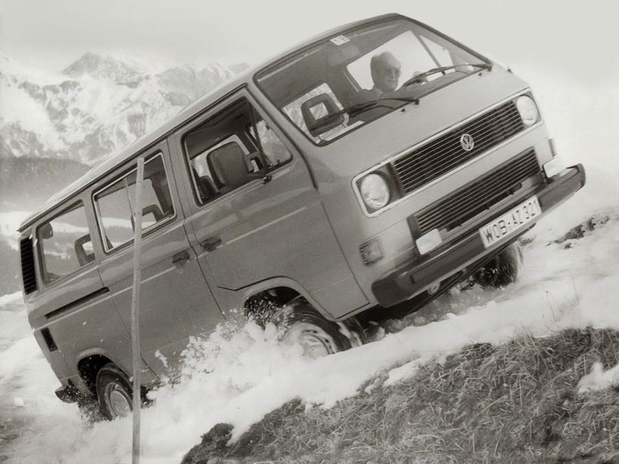  Volkswagen T3 Caravelle Syncro 1985 года  (фото 3 из 11)